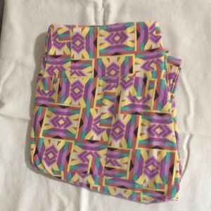 Pastel Lularoe leggings